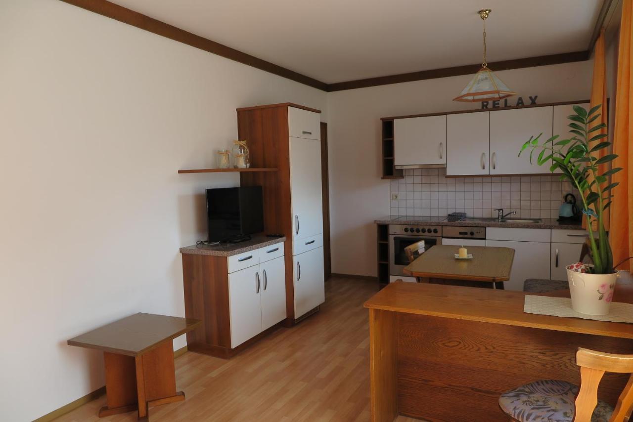 Appartement Haus Enzian à Sankt Johann im Pongau Extérieur photo